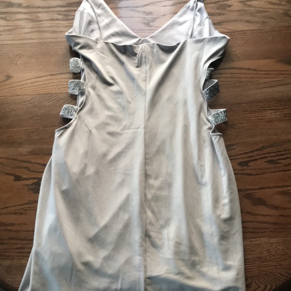 Ladies Silver Dress - Slim - Picture 2 of 3